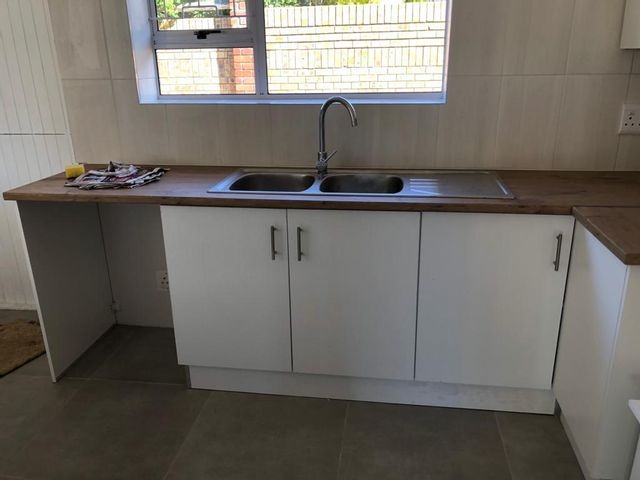 To Let 3 Bedroom Property for Rent in Lovemore Heights Estate Eastern Cape